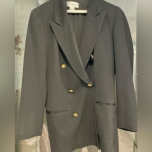 Liz Claiborne beautiful double breasted, black blazer.
